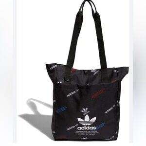 New👌 Adidas Originals Simple Tote Bag
Multi Graphic Black (15x14)
